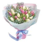 Букет из 35 тюльпанов и гипсофилы